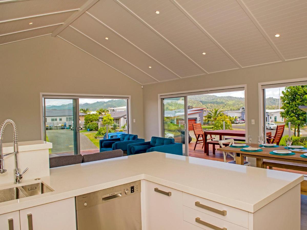 Tattletails Rest - Whitianga Holiday House Extérieur photo